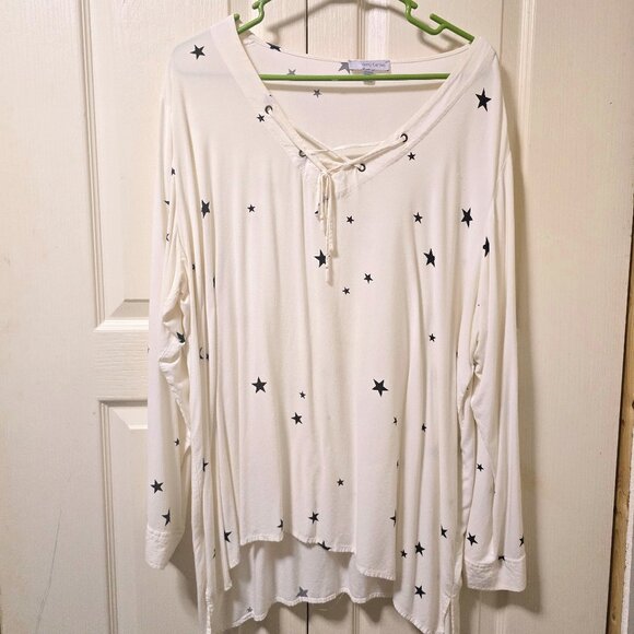 Long Sleeve White with blue Stars Top - Picture 1 of 2